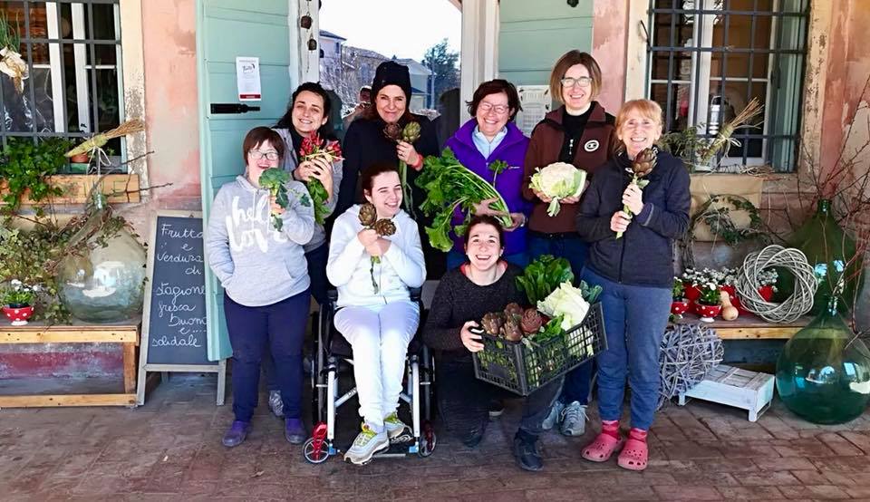 associazione il pomodoro onlus comunità associazione vicenza donare a vicenza beneficenza vicenza magazine cosa fare a vicenza eventi vicenza gatte vicentine donne di vicenza disabilità bambini vicenza mamme vicentine