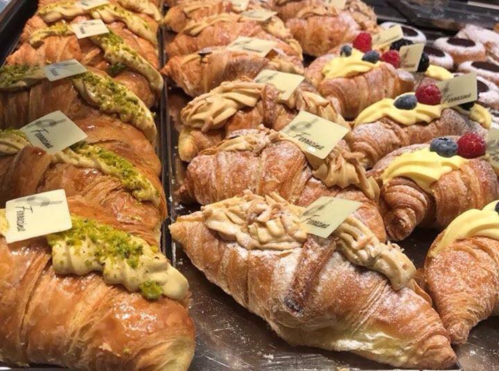 pasticceria ferracina camisano vicentino vicenza magazine cosa fare in veneto cosa fare a vicenza gatte vicentine margherita grotto copywriter food vicenza dove mangiare a vicenza dove mangiare ad asiago food vicenza pasticcini vicenza brioches vicenza dolci vicentini