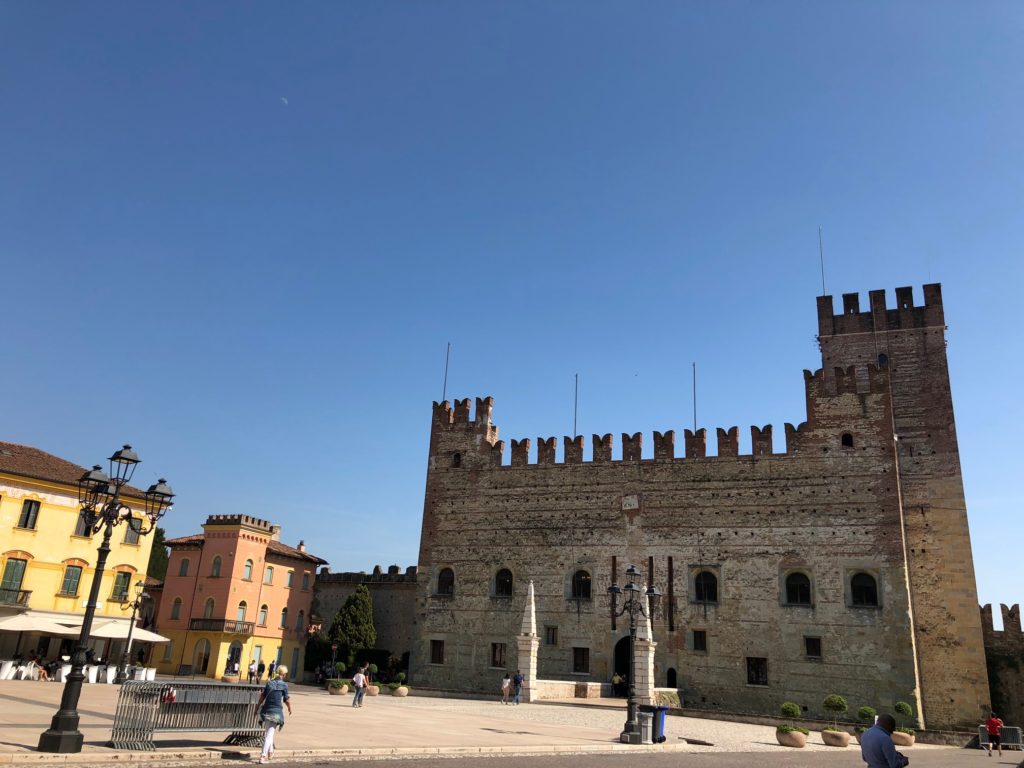 pasticceria chiurato che bon ! margherita grotto articolo gatte vicentine donne di vicenza dolci vicenza notizie magazine vicentino ilaria rebecchi dolcezza vicenza cosa fare a vicenza colazione vicenza cioccolata cosa fare a vicenza cosa fare in veneto gatte di vicenza donne di vicenza magazine veneto femminile vicenza dove mangiare a vicenza food