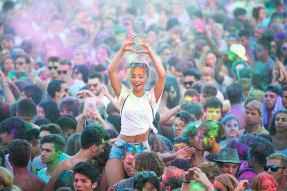 holi summer tour 2018 holi festival dei colori 2018 holi veneto fabio lazzari marco bari vicenza eventi cosa fare in veneto cosa fare a vicenza appuntamenti feste vicenza festival colori festival holi ilaria rebecchi gatte vicentine uomini vicentini talenti creativity vicenza creativity veneto