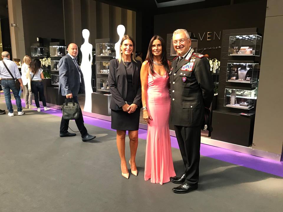 pesavento awards 2018 vicenzaoro september 2018 eventi a vicenza magazine veneto donne vicentine gatte vicentine storie di donne video intervista di ilaria rebecchi notizie vicenza news veneto notizie chiara carli pesavento art expressions dna verve spring chocker pesavento gioielli vicenza oreficeria vicentine donne di vicenza