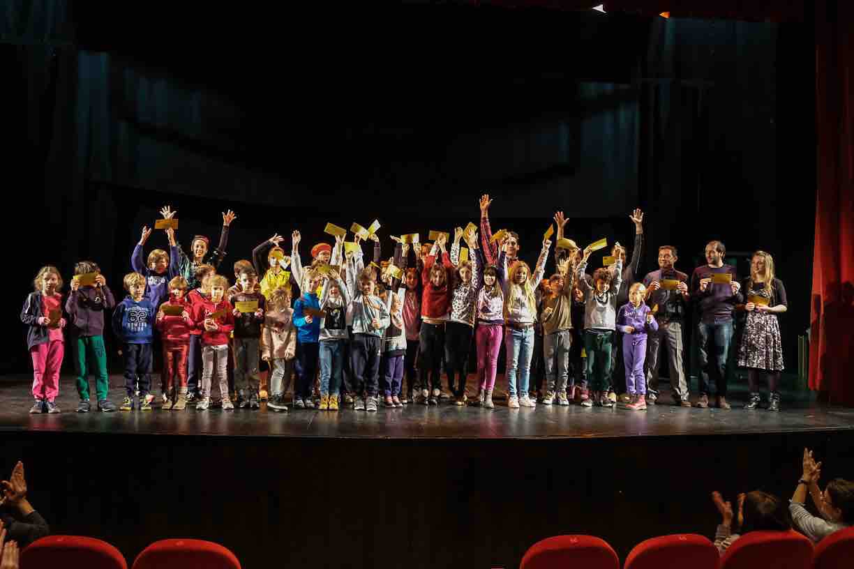 Teatro comunale di vicenza teatro veneto opera meno nove mamme teattobgravidanza bambini a teatro attività didattiche a vicenza bimbi in veneti Mamme vicenza Gatte Vicentine donne vicenza Ilaria Rebecchi 