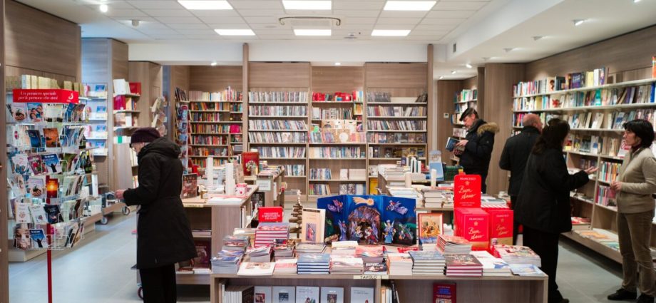 nuova libreria san paolo vicenza libri veneto eventi vicenza magazine donne vicenza shopping veneto cosa fare in veneto cosa fare a vicenza appuntamenti veneto gatte vicentine